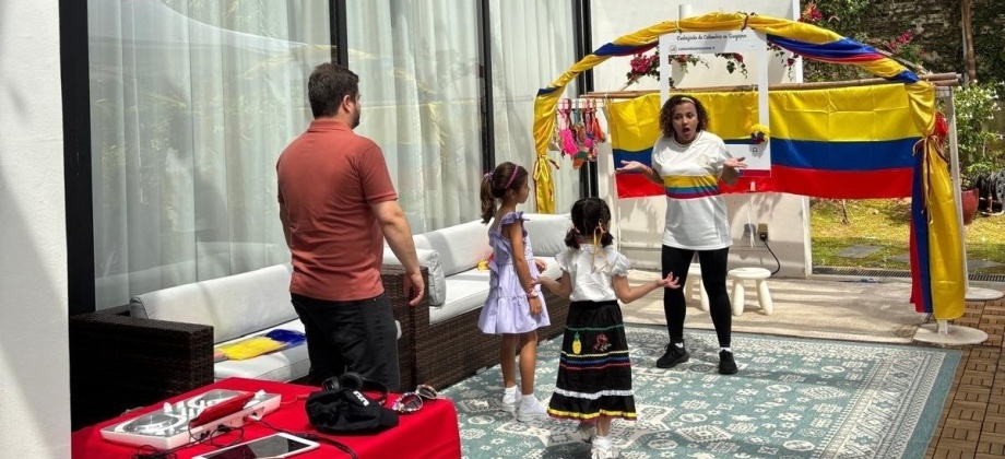 Club de amiguitos de Colombia en Singapur realizó dos jornadas de actividades en octubre 2024